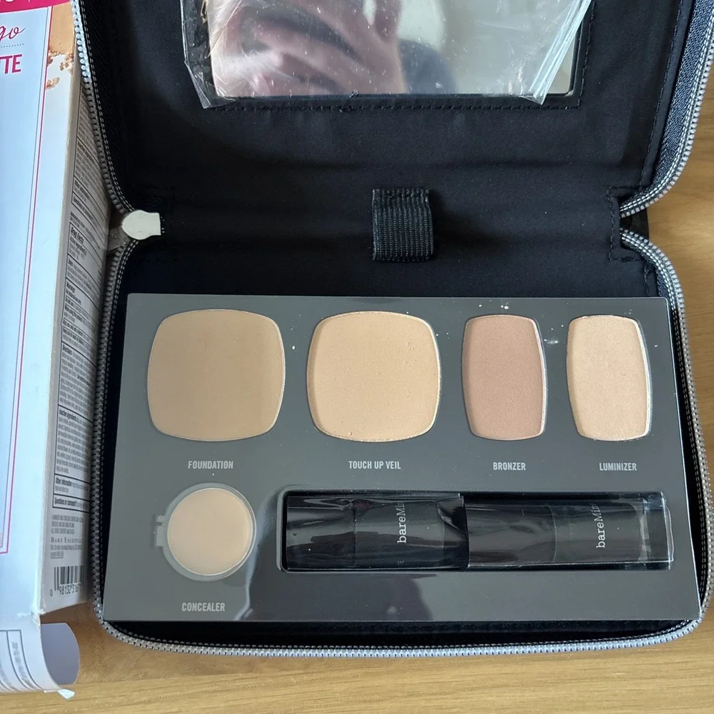 bareMinerals Foundation Tan Golden Ready Complexion Perfection Palette R330
